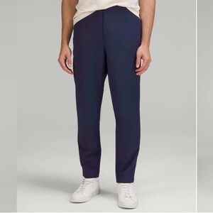 Lululemon New Venture Trouser *Pique Fabric - Navy